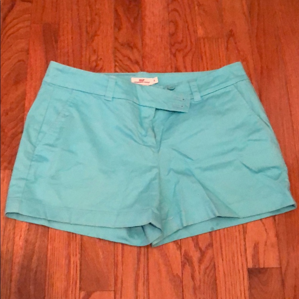 VINEYARD VINES SHORTS